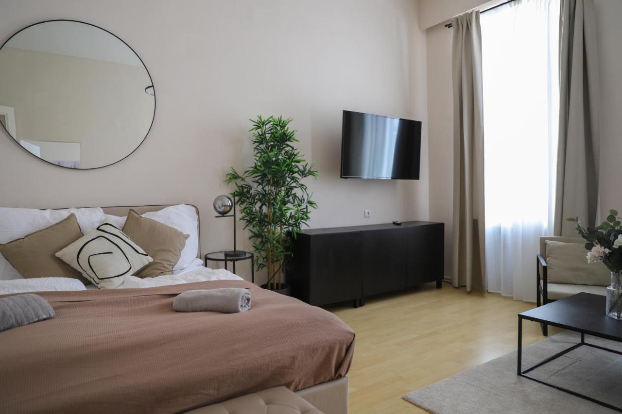 Spacious Apartment, 3 Min To U6 Metro ウィーン エクステリア 写真