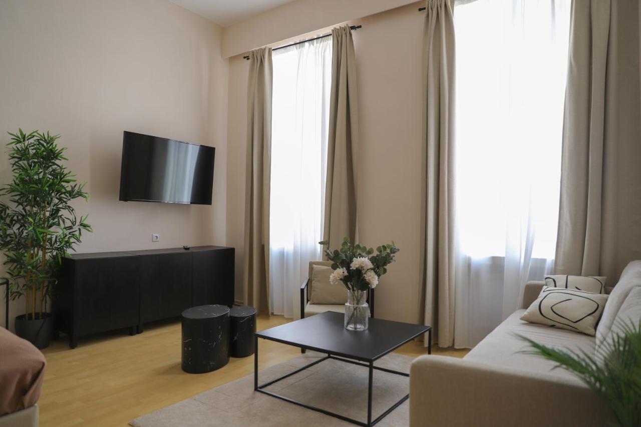Spacious Apartment, 3 Min To U6 Metro ウィーン エクステリア 写真