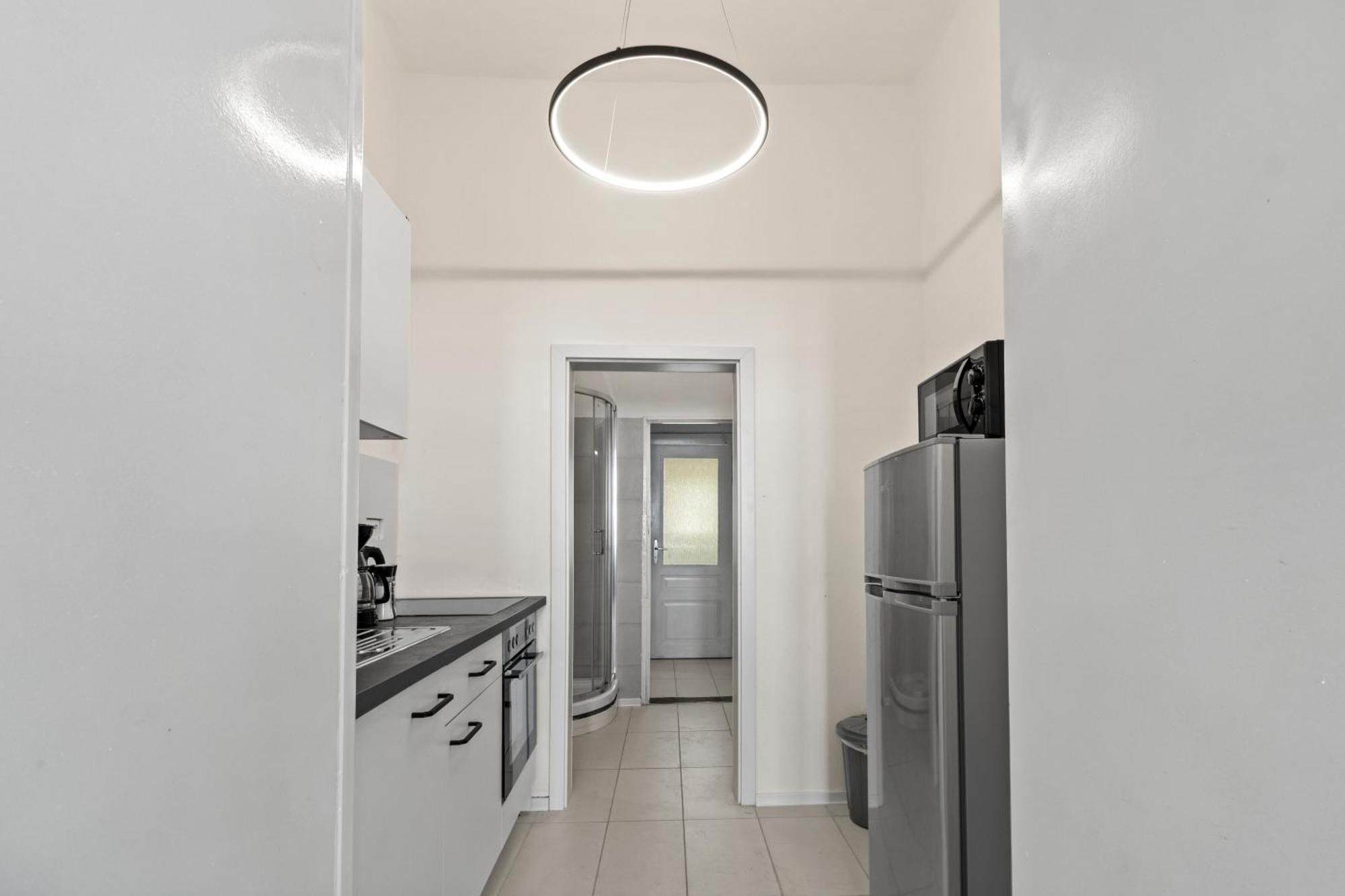 Spacious Apartment, 3 Min To U6 Metro ウィーン エクステリア 写真